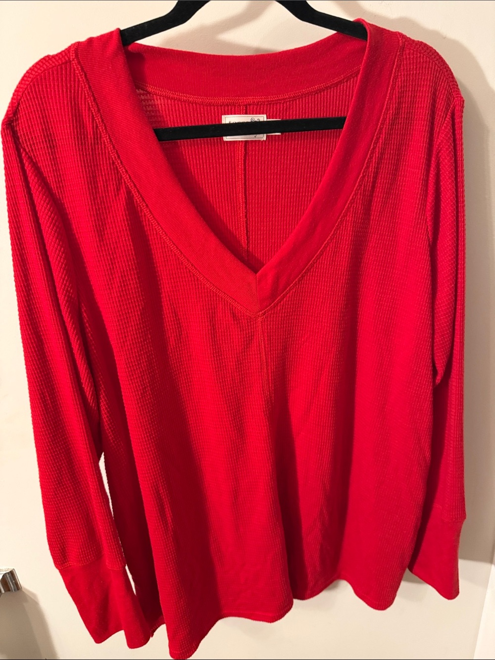 Terra & Sky Bright Red V-Neck Waffle Knit Long Sleeve Top excellent condition 2X